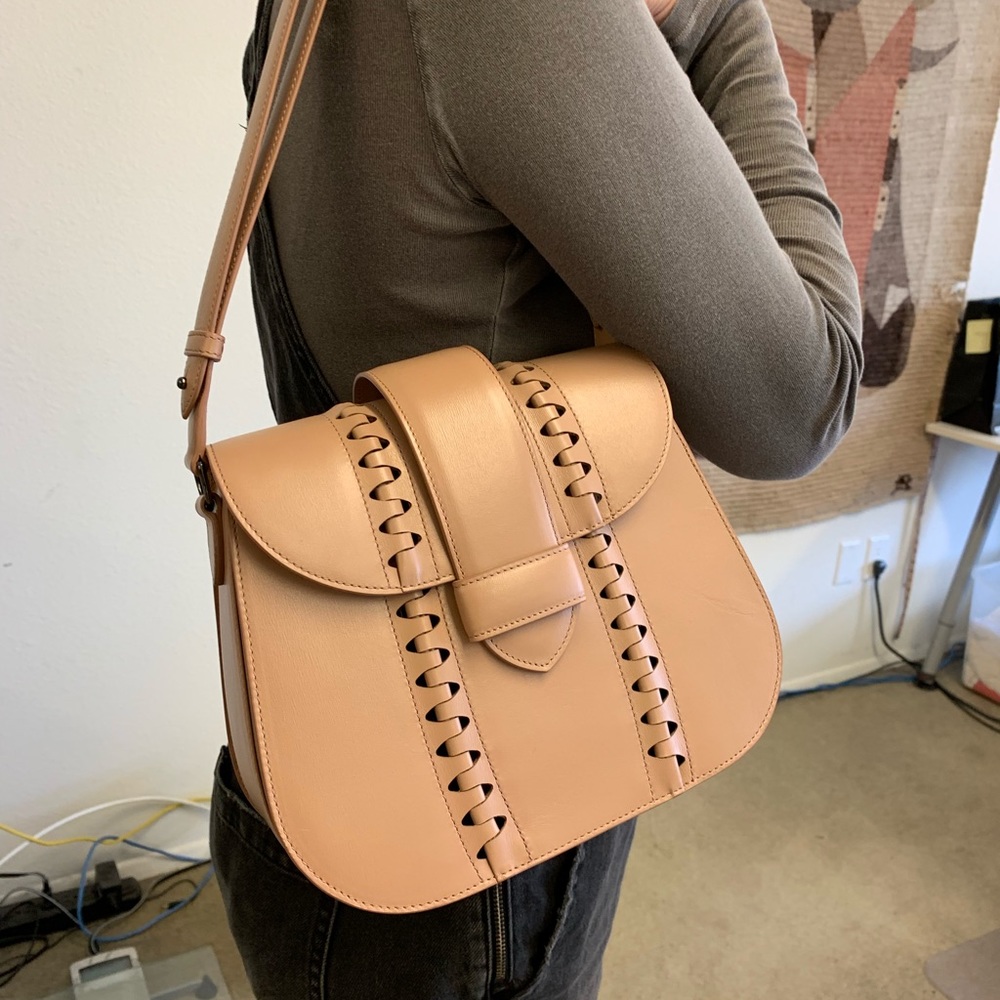 NEW Alaia Shoulder Bag Blush Nude Leather - Picture 8 of 8